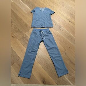 Figs Women’s scrub set